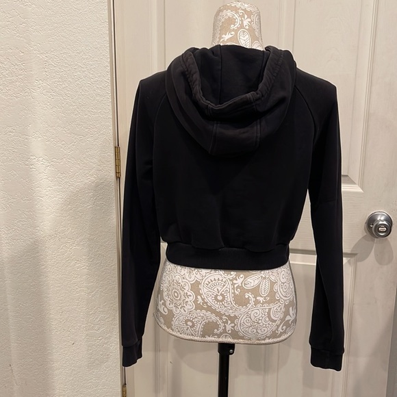 Very Nice Adidas Youth Hooded Black Pullover Sweatshirt, Unisex. - Picture 4 of 7